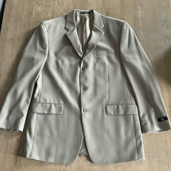 Calvin Klein suit coat, 42L, 100% wool.  New condition. - Picture 1 of 7